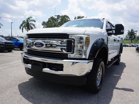 Used 2019 Ford F250 XL w/ STX Appearance Package AWD/4WD image 23