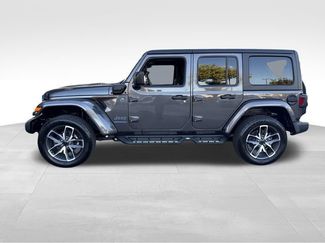 Used 2024 Jeep Wrangler Unlimited AWD/4WD video 2