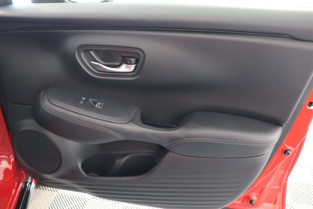 Used 2025 Honda HR-V EX-L image 28