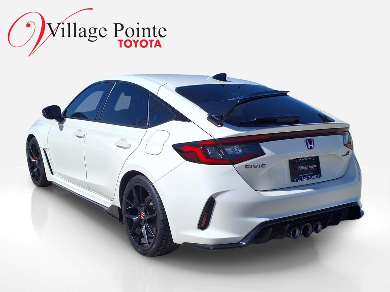 Used 2024 Honda Civic Type R image 3