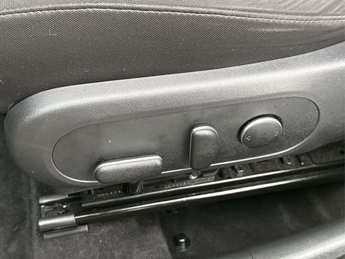 Used 2024 Hyundai Kona SEL image 33