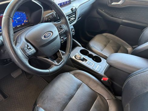 Used 2020 Ford Escape Titanium AWD/4WD image 10