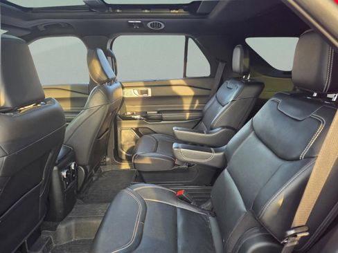 Used 2023 Ford Explorer ST w/ Equipment Group 401A image 20