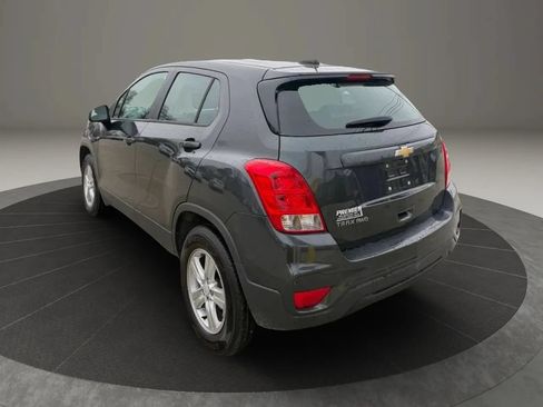 Used 2019 Chevrolet Trax LS AWD/4WD image 5