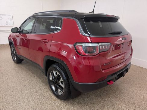Used 2018 Jeep Compass Trailhawk w/ Safety & Security Group AWD/4WD image 3