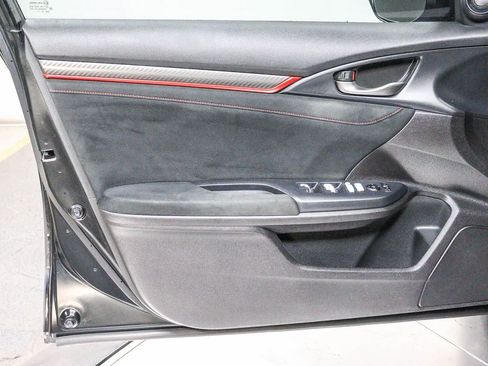 Used 2019 Honda Civic Type R image 22