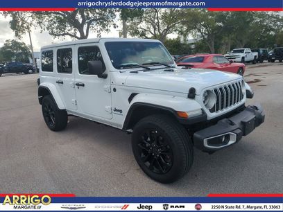 Used 2025 Jeep Wrangler Unlimited Sahara w/ Safety Group