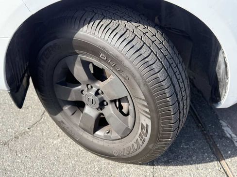 Used 2012 Nissan Frontier SV w/ SV Premium Utility Pkg image 19