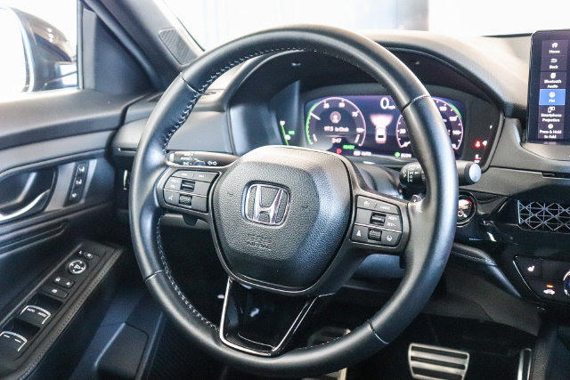 Used 2024 Honda Accord Sport image 16