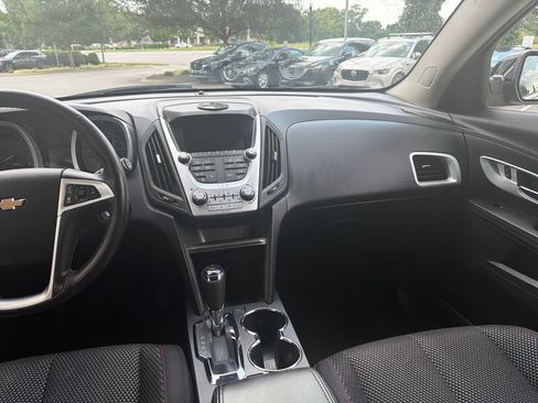 Used 2017 Chevrolet Equinox LT w/ Convenience Package FWD image 29