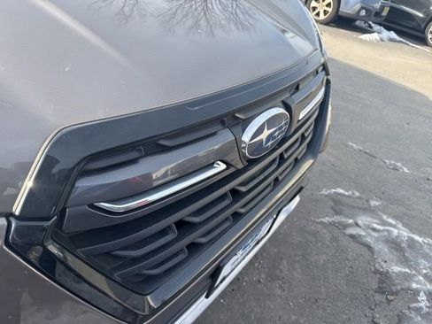 Used 2023 Subaru Forester Touring image 3