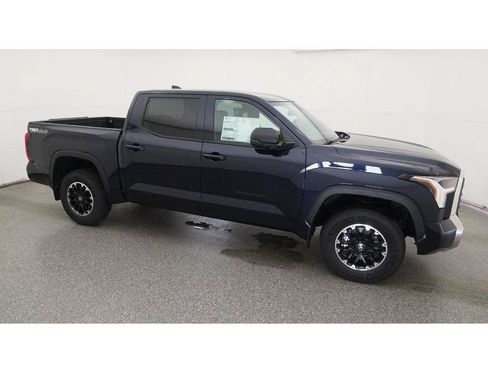 New 2026 Toyota Tundra SR5 AWD/4WD image 12
