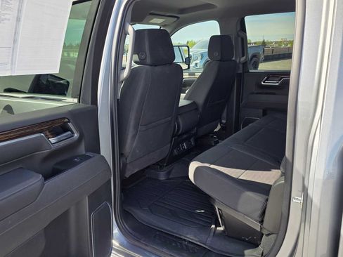 Used 2025 GMC Sierra 2500 SLE w/ SLE Convenience Package AWD/4WD image 15