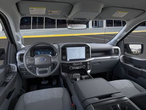 New 2025 Ford F150 Lightning XLT image 11