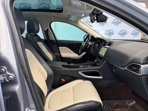 Used 2020 Jaguar F-PACE R-Sport AWD/4WD image 27