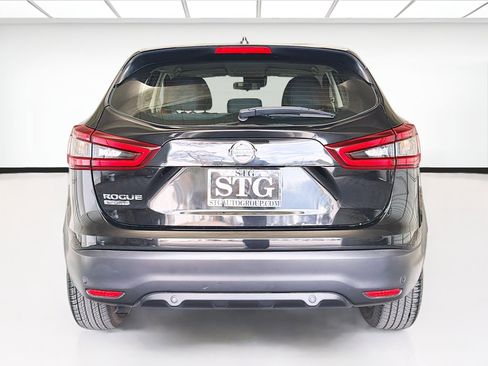 Used 2021 Nissan Rogue Sport S image 5