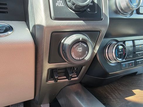 Used 2019 Ford F150 Limited AWD/4WD image 16
