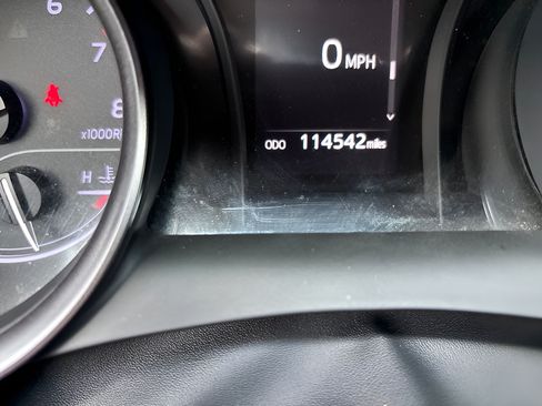Used 2023 Toyota Camry SE FWD image 16