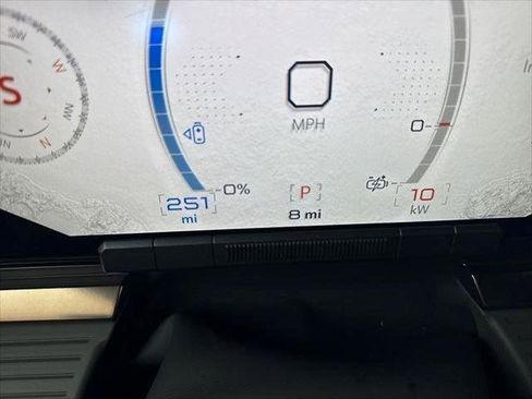 New 2025 GMC Hummer EV 3X w/ LPO, Illumination Package image 15