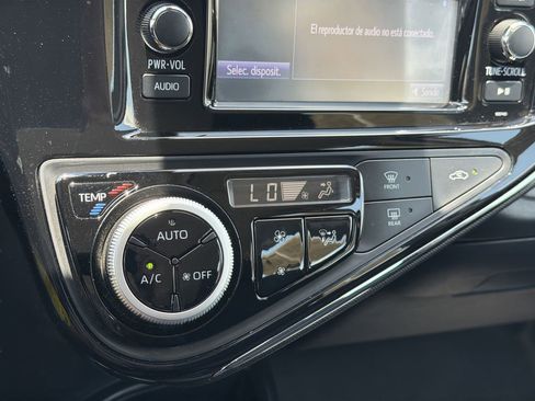 Used 2018 Toyota Prius C Two FWD image 21
