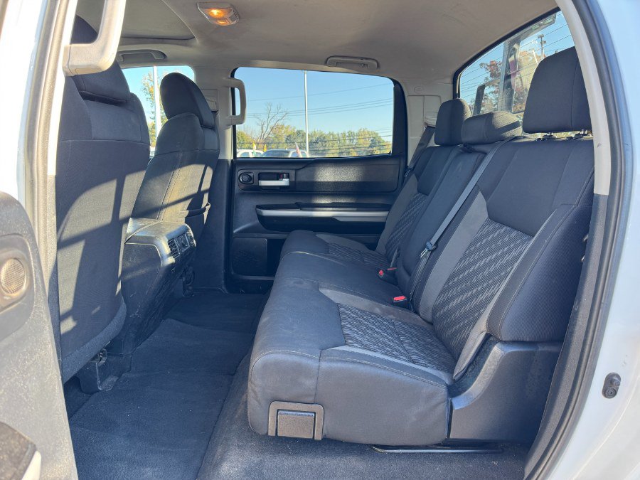 Used 2018 Toyota Tundra SR5 AWD/4WD image 16