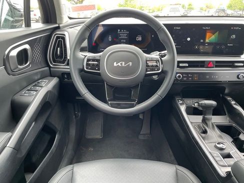 Used 2025 Kia Sorento S AWD/4WD image 12