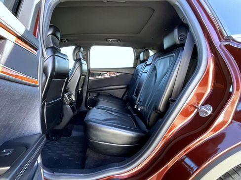 Used 2016 Lincoln MKX Reserve w/ Climate Package image 20