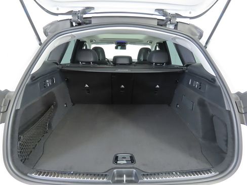 Used 2026 Mercedes-Benz GLC 300 image 28