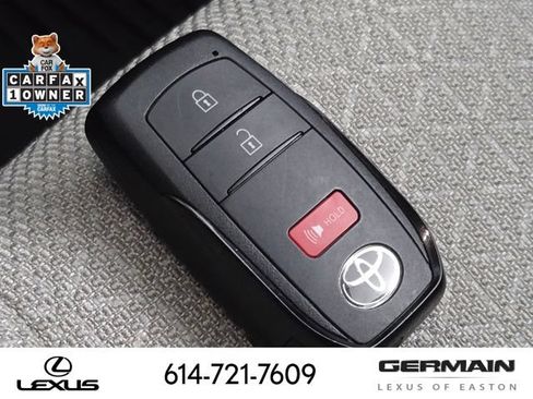 Used 2025 Toyota 4Runner SR5 AWD/4WD image 35