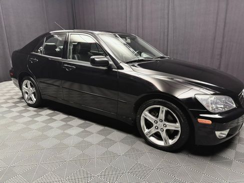 Used 2003 Lexus IS 300 RWD image 15