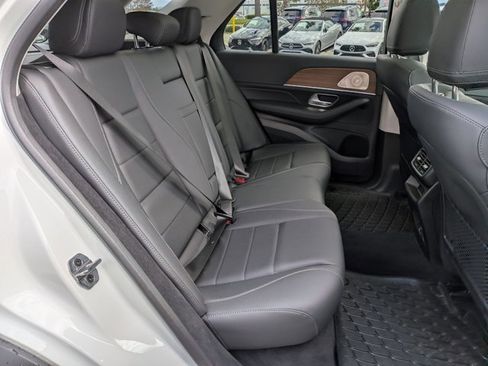 Certified 2025 Mercedes-Benz GLE 350 4MATIC image 21