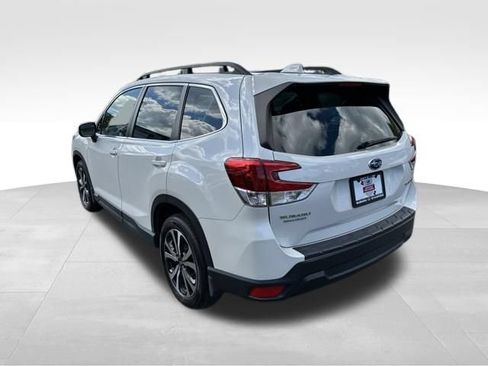 Certified 2023 Subaru Forester Limited AWD/4WD image 5