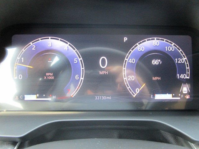 Used 2024 Jeep Grand Cherokee Limited AWD/4WD image 18