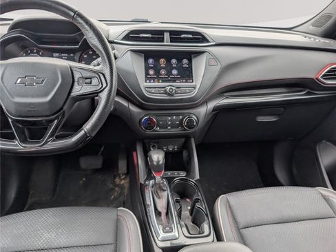 Used 2022 Chevrolet TrailBlazer RS AWD/4WD image 17