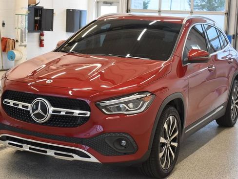 Used 2021 Mercedes-Benz GLA 250 4MATIC image 9