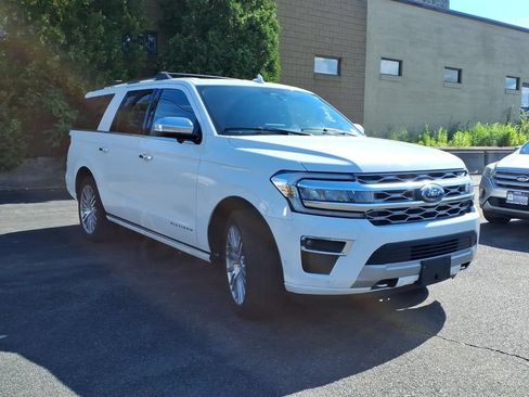 Used 2024 Ford Expedition Max Platinum AWD/4WD image 4