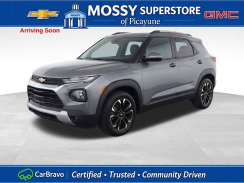 Used 2023 Chevrolet TrailBlazer LT image 1