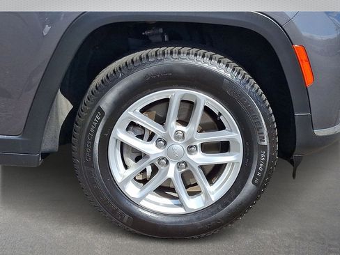 Certified 2022 Jeep Grand Cherokee L Laredo w/ Luxury Tech Group I image 8