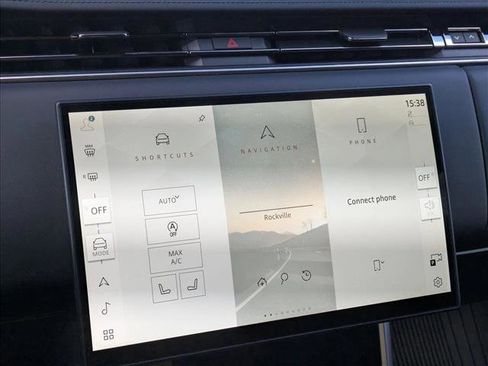 Used 2025 Land Rover Range Rover Long Wheelbase SE image 11