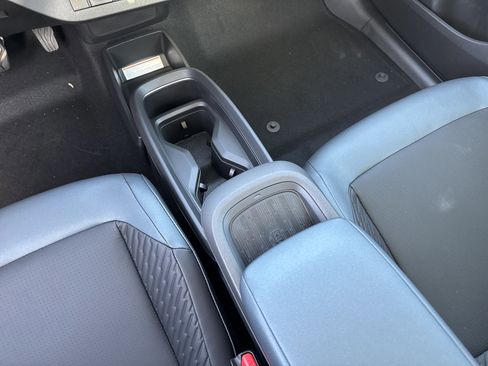 New 2026 Nissan Leaf Platinum+ w/ Cargo Package (Platinum+) image 16