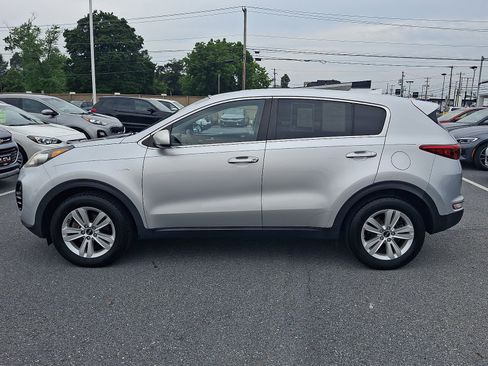 Used 2017 Kia Sportage LX AWD/4WD image 7