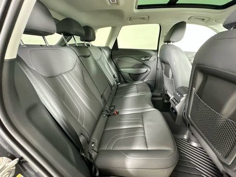 New 2026 Audi Q3 quattro 2.0T AWD/4WD image 42