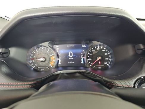 Used 2023 Jeep Compass Trailhawk image 15