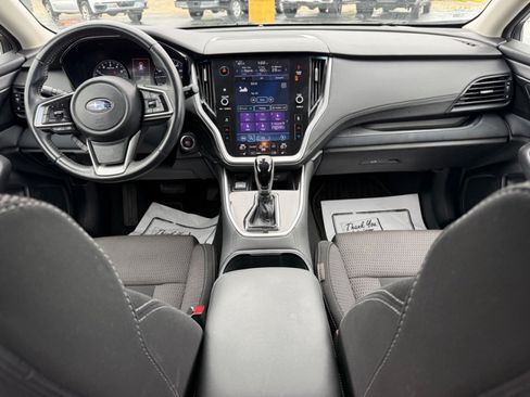 Used 2022 Subaru Outback Premium AWD/4WD image 10