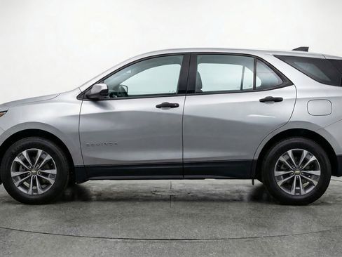 Used 2025 Chevrolet Equinox LT FWD image 5