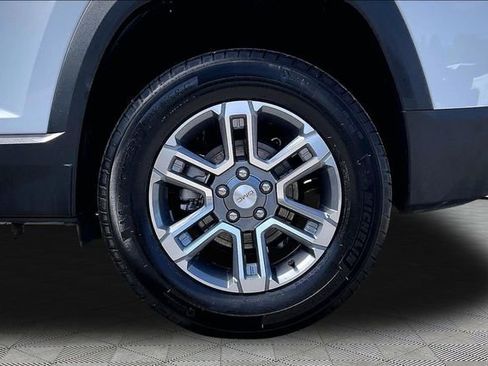 Used 2025 GMC Terrain Elevation AWD/4WD image 21