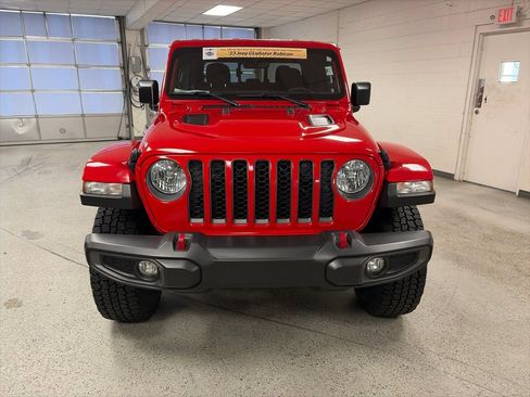 Used 2023 Jeep Gladiator Rubicon w/ Trailer Tow Package AWD/4WD image 32
