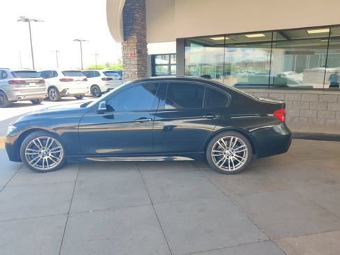Used 2017 BMW 340i Sedan RWD image 5