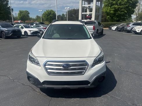 Used 2017 Subaru Outback 2.5i image 10