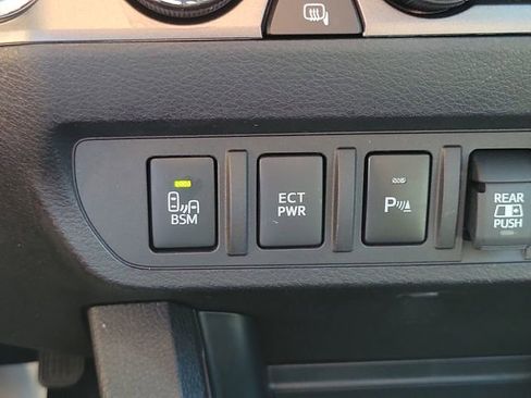 Used 2023 Toyota Tacoma TRD Sport w/ Advanced Technology Package AWD/4WD image 27